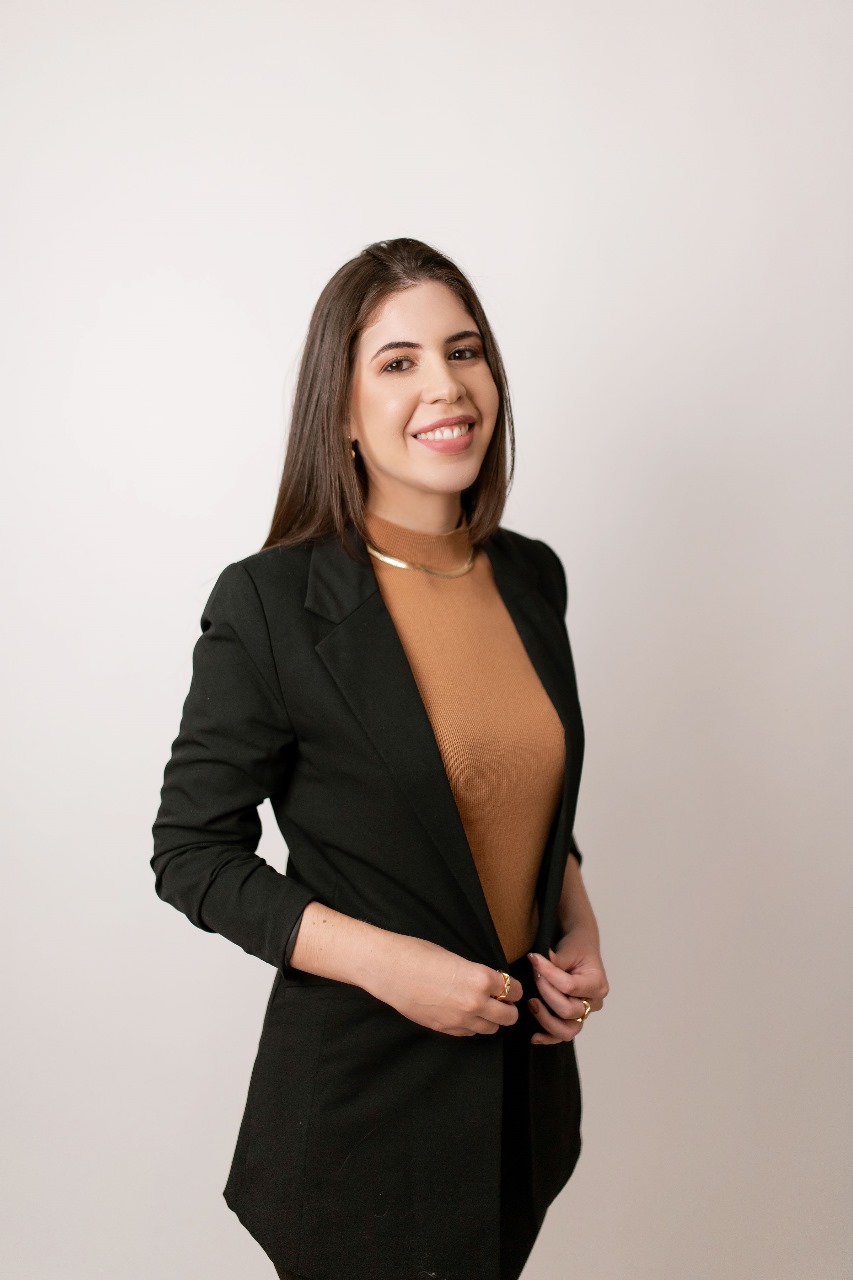 Giovana Ross, advogada inscrita na OAB/SP sob o número 485.397